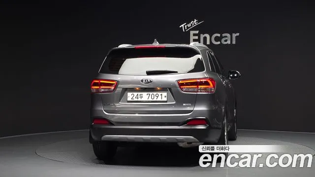 Kia Sorento 2015 thumb 5