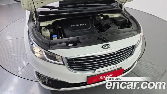 Kia Carnival 2015 thumb 2