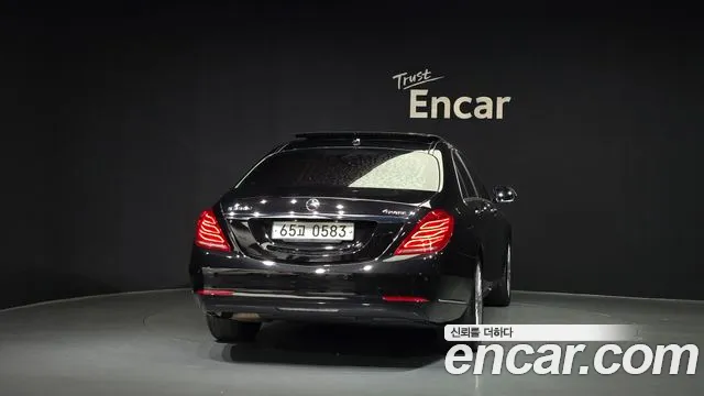 Mercedes-Benz S-Class 2016 thumb 9