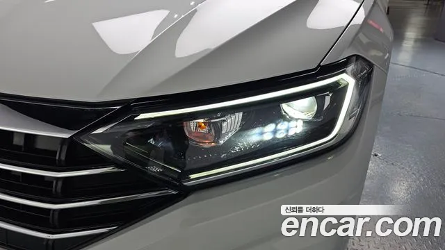 Volkswagen Jetta 2021 thumb 10