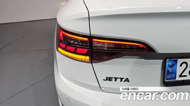 Volkswagen Jetta 2021 thumb 11