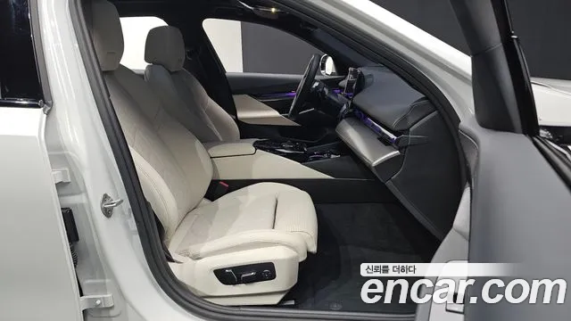 BMW 5 серии 2025 thumb 6