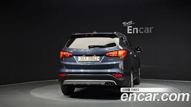 Hyundai Санта Фе 2015 thumb 3
