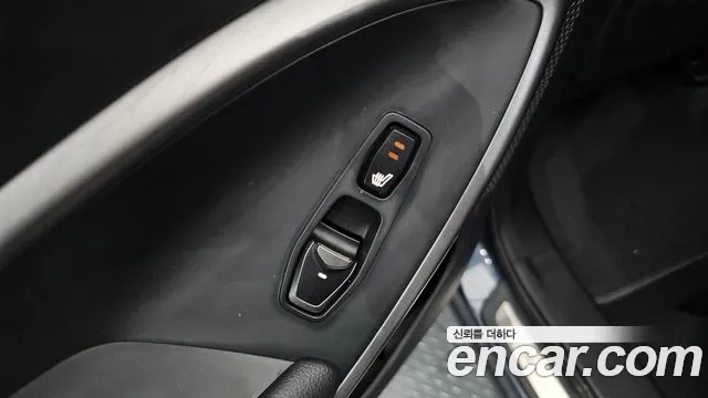Hyundai Санта Фе 2015 thumb 4