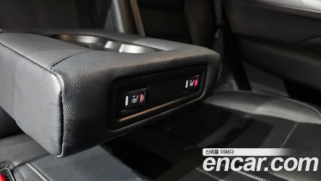 Renault QM6 2018 thumb 12