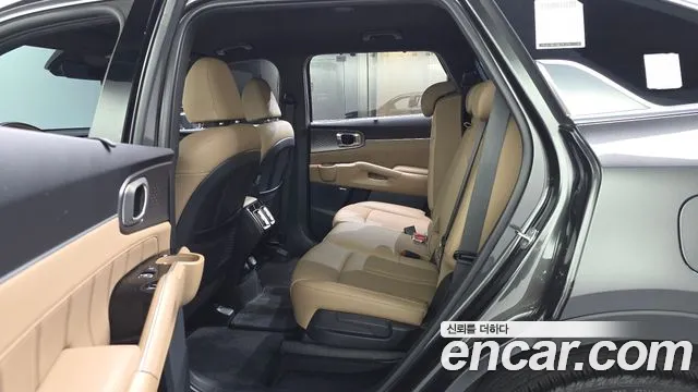 Kia Sorento 2023 thumb 7