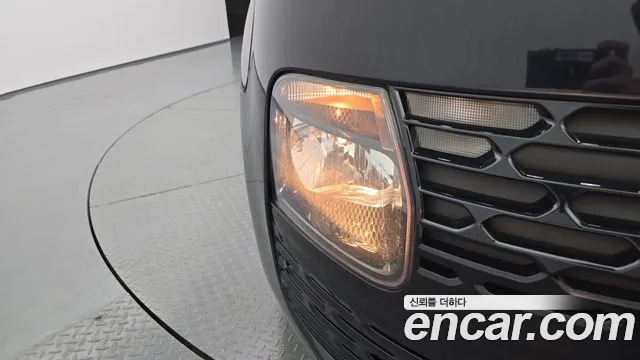 Hyundai Staria 2022 thumb 10