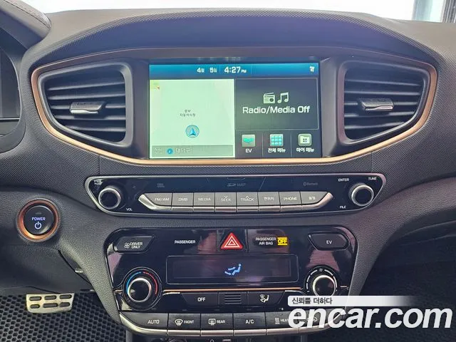 Hyundai Ioniq Electric 2016 thumb 10