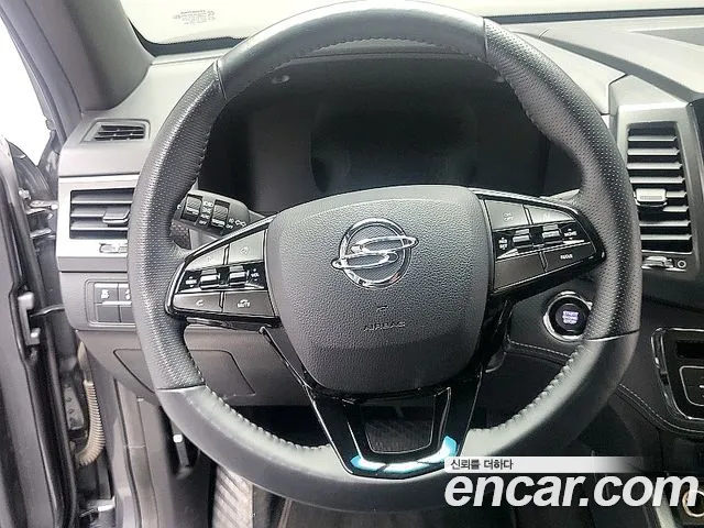 KGM Rexton 2022 thumb 10