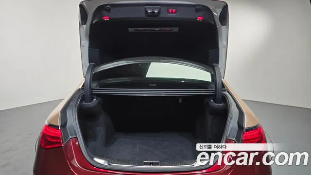 Mercedes-Benz S-Class 2022 thumb 7