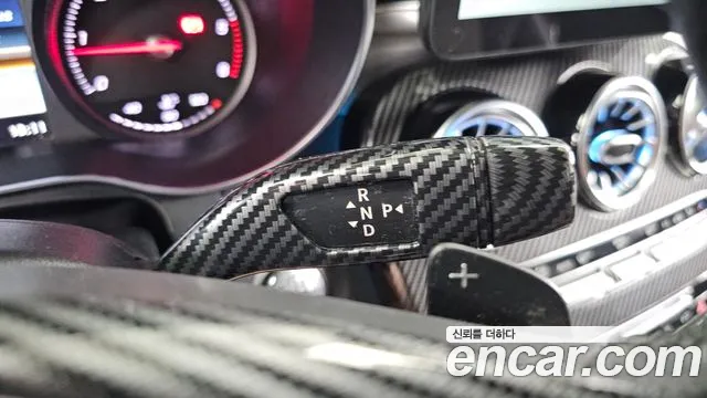Mercedes-Benz GLC 2017 thumb 3