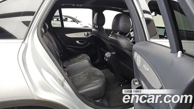 Mercedes-Benz GLC 2017 thumb 11