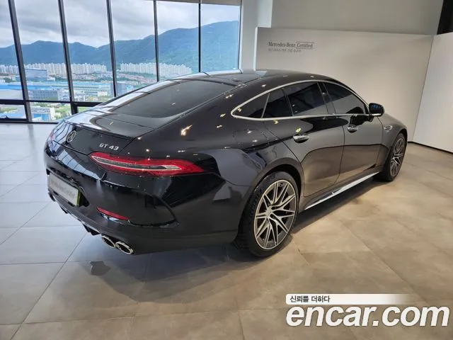 Mercedes-Benz AMG GT 2025 thumb 9