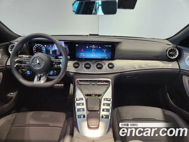 Mercedes-Benz AMG GT 2025 thumb 11
