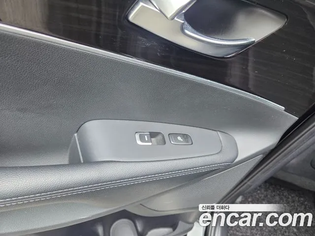 Kia Sorento 2017 thumb 12