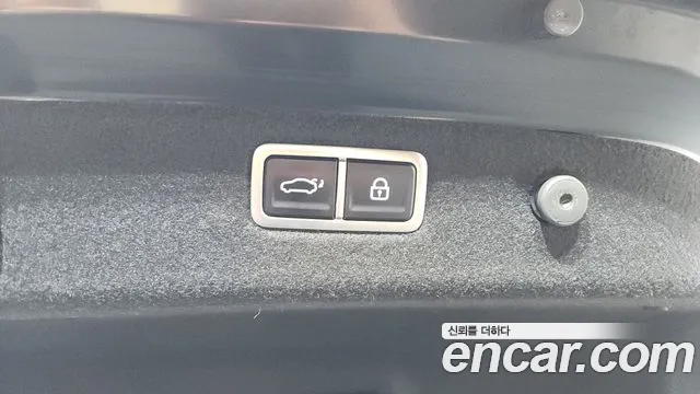 Genesis G70 2021 thumb 5