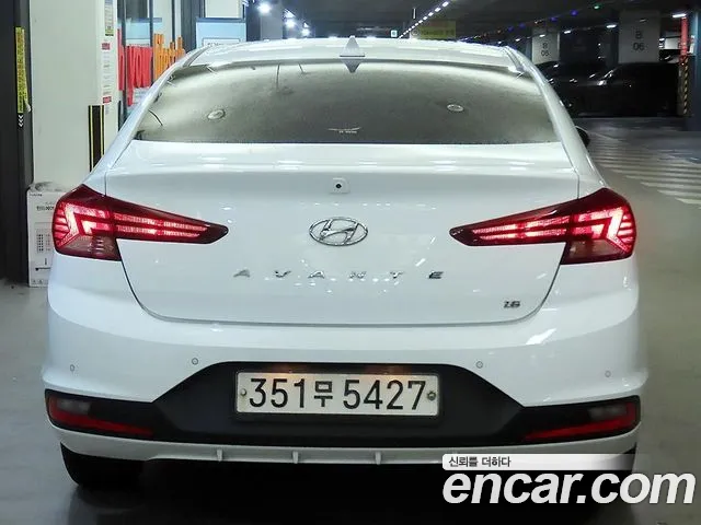 Hyundai Elantra 2020 thumb 12