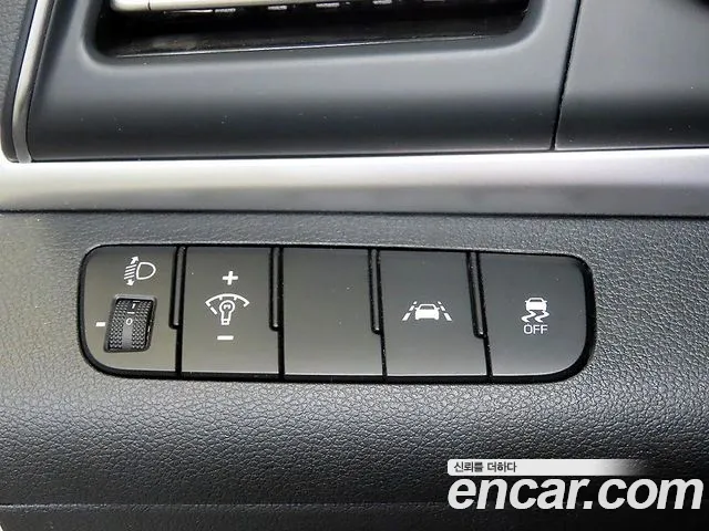 Hyundai Elantra 2020 thumb 10
