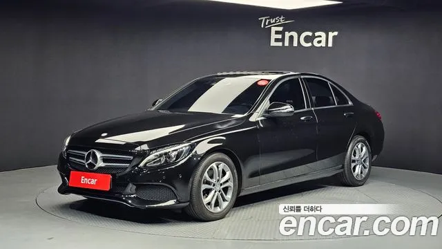 Mercedes-Benz C-Class 2017 thumb 10
