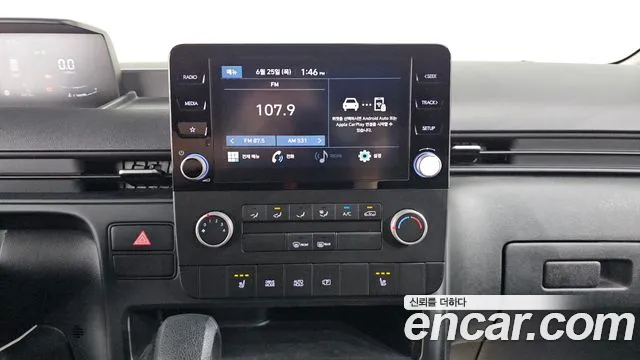Hyundai Staria 2021 thumb 3