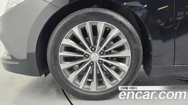 Hyundai Grandeur 2013 thumb 9