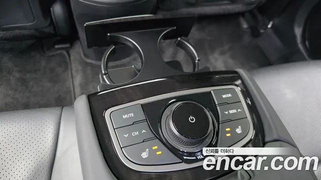 Hyundai Grandeur 2013 thumb 10