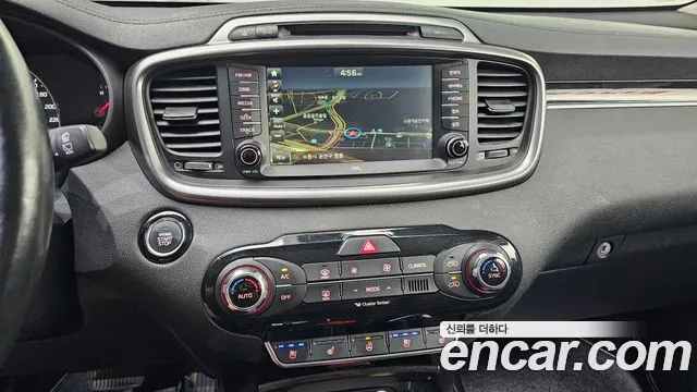 Kia Sorento 2015 thumb 9