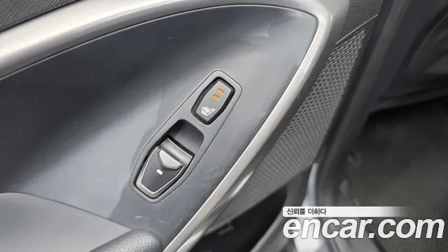 Hyundai DM 2013 thumb 9