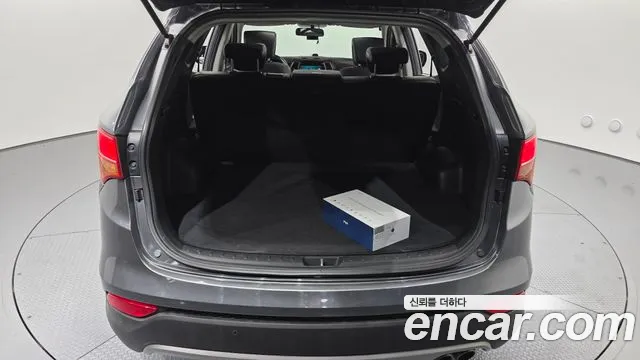 Hyundai DM 2013 thumb 12