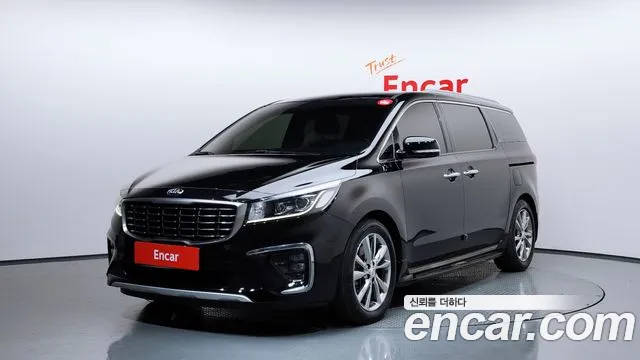 Kia Carnival 2018 thumb 3
