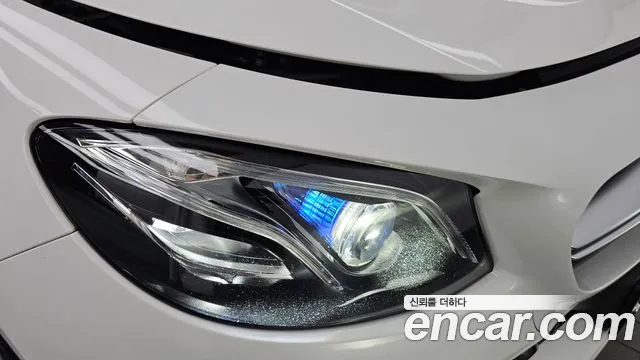 Mercedes-Benz E-Class 2018 thumb 6