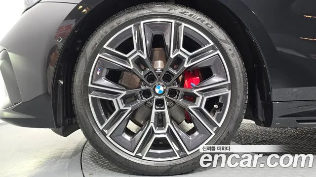 BMW 5 серии 2026 thumb 2