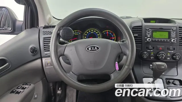 Kia Carnival 2008 thumb 5