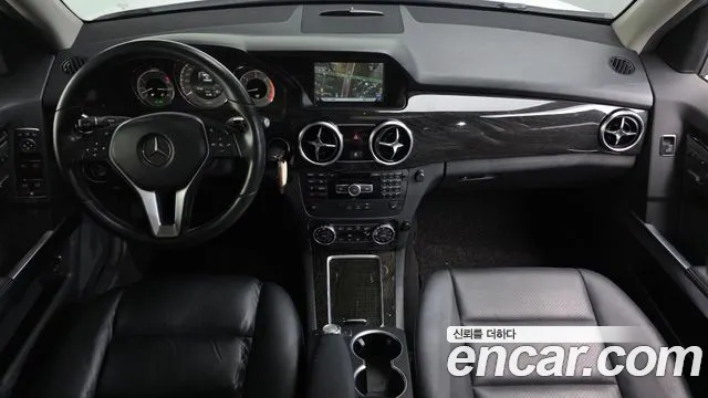 Mercedes-Benz GLC-Класс 2015 thumb 10