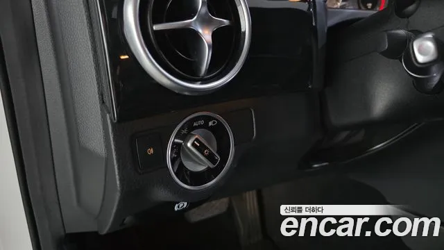 Mercedes-Benz GLC-Класс 2015 thumb 8