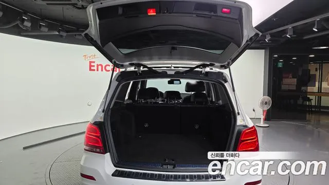 Mercedes-Benz GLC-Класс 2015 thumb 12