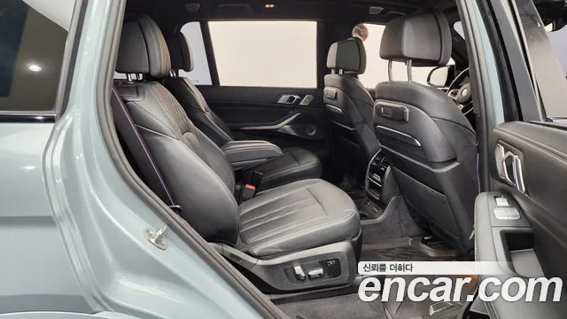 BMW X7 2024 thumb 8