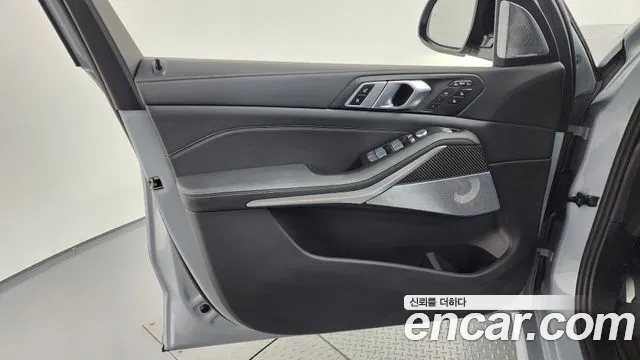 BMW X7 2024 thumb 2