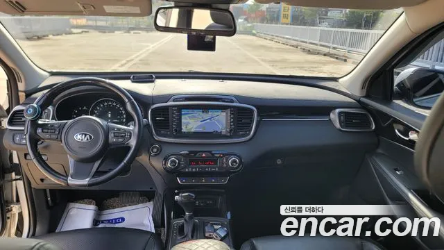 Kia Sorento 2016 thumb 11