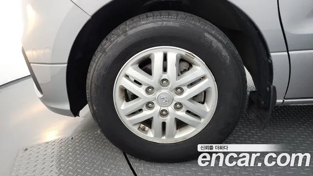 Hyundai Staria 2021 thumb 2