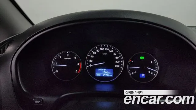 Hyundai Staria 2021 thumb 4