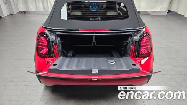 Mini Cooper Convertible 2025 thumb 10