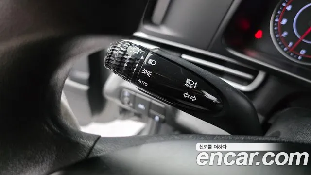 Hyundai Elantra 2022 thumb 6