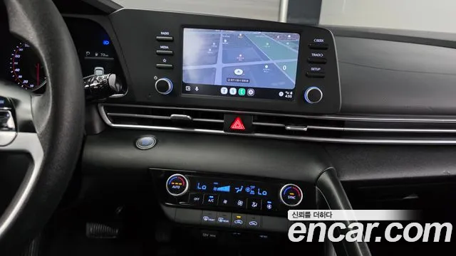 Hyundai Elantra 2022 thumb 4