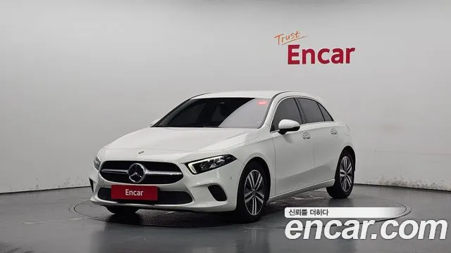 Mercedes-Benz A-Class 2022 thumb 10