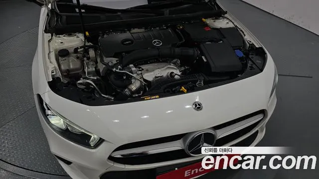 Mercedes-Benz A-Class 2022 thumb 11