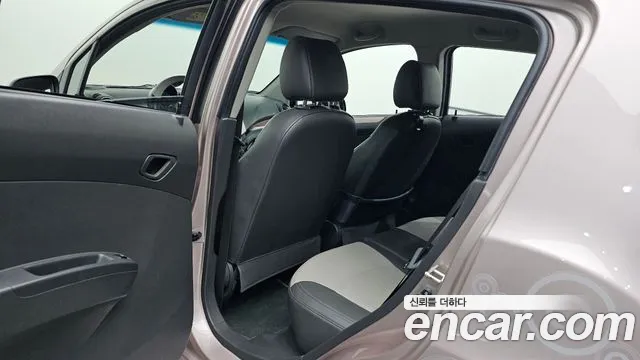 Chevrolet Spark 2012 thumb 2