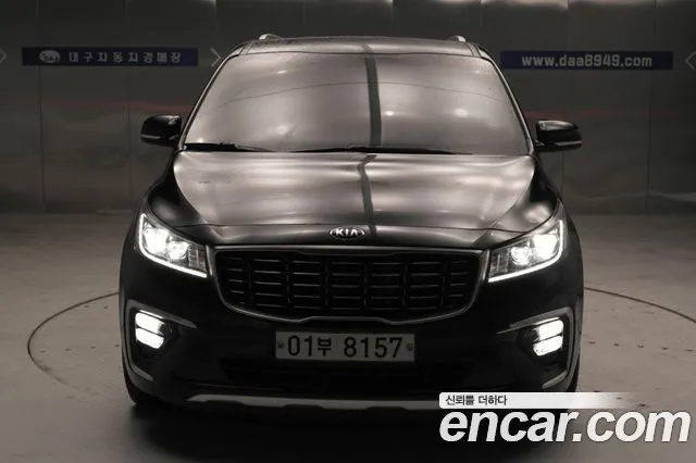 Kia Carnival 2019 thumb 5