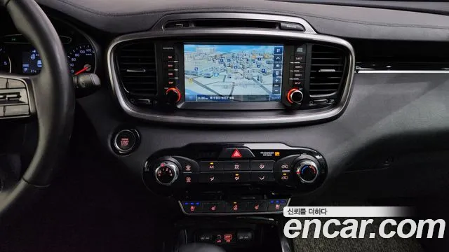 Kia Sorento 2018 thumb 3