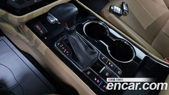 Kia Carnival 2019 thumb 3
